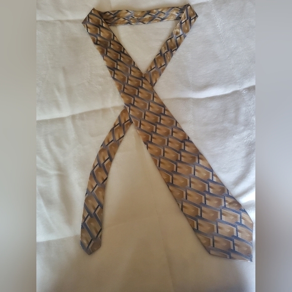 Stafford Mens Tie - Picture 2 of 3